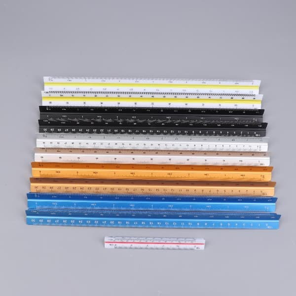 30 cm triangulär skalstock 1:20-1:500 metrisk arkitekt ingenjör 09 plastic