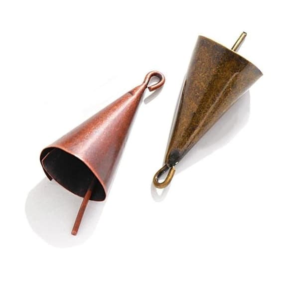 Rustikke jingle bells i jern og tinn, rustne trompetklokker A2