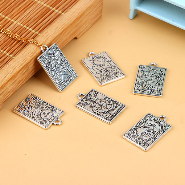 1 stk Tarot anheng DIY Witch Divination Moon Sun Charms Armbånd D