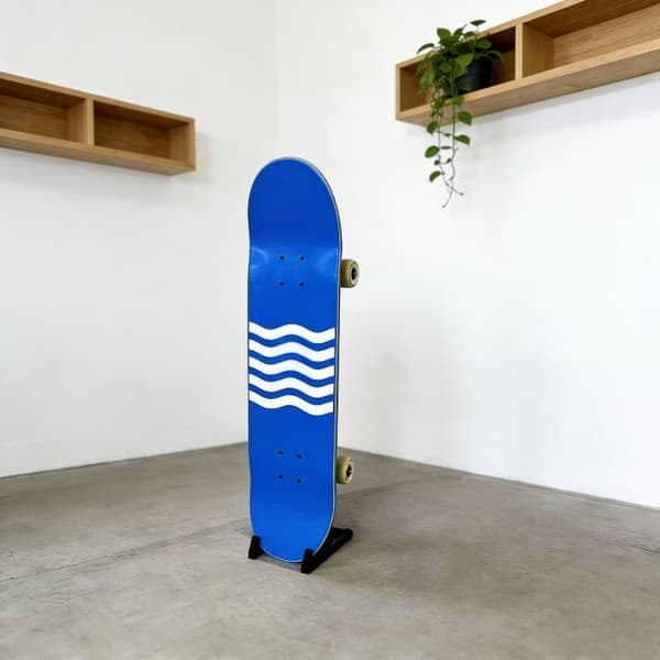 1 stk. 3D-printet lodret fast skateboardopbevaringsbase til indendørs brug