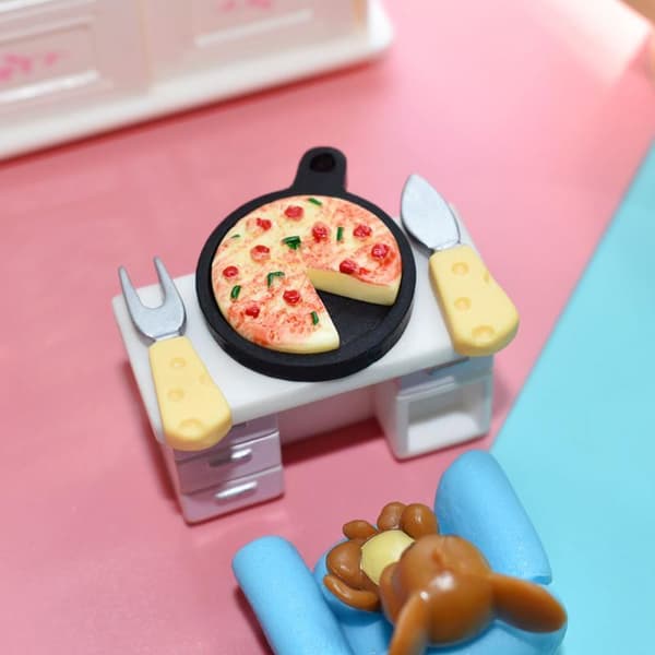 10 kpl minilautaspizzaa Hartsipienoishahmo DIY-tarvike A2