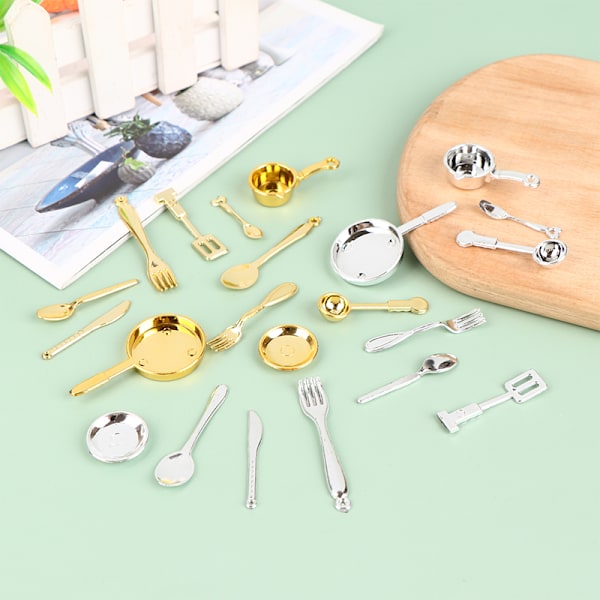 11 kpl/ set Dollhouse Miniatyyri lusikkahaarukkaastia-astioiden mallisarja Gold