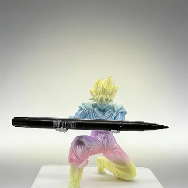 3D-printet kul Super Saiyan pennholderfigur skrivebordsstasjon White