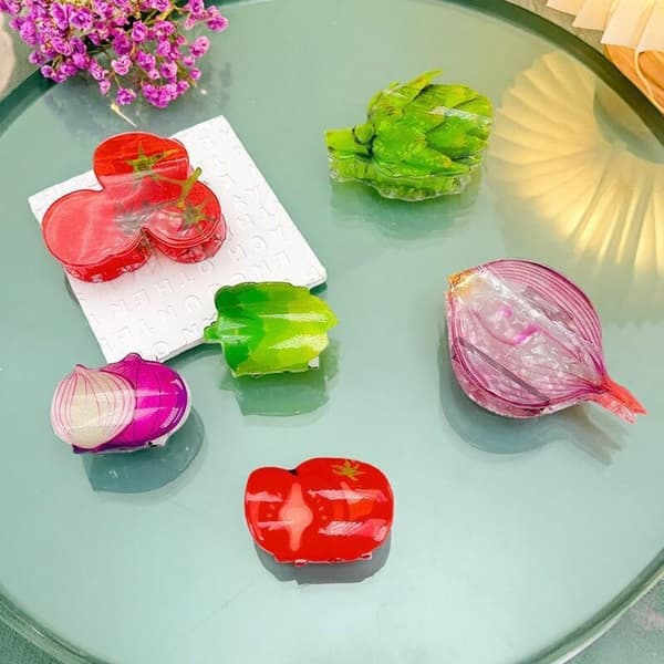 Ny design Akryl Sallad Lök Tomat Form Hårklämma Klo Fo A3