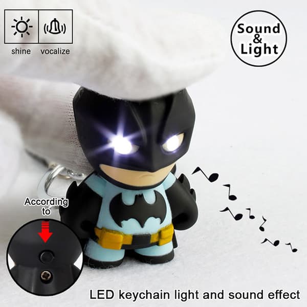 Batman Led Belysning Ljud Nyckelringar Creative Gifts Bagpack Pend