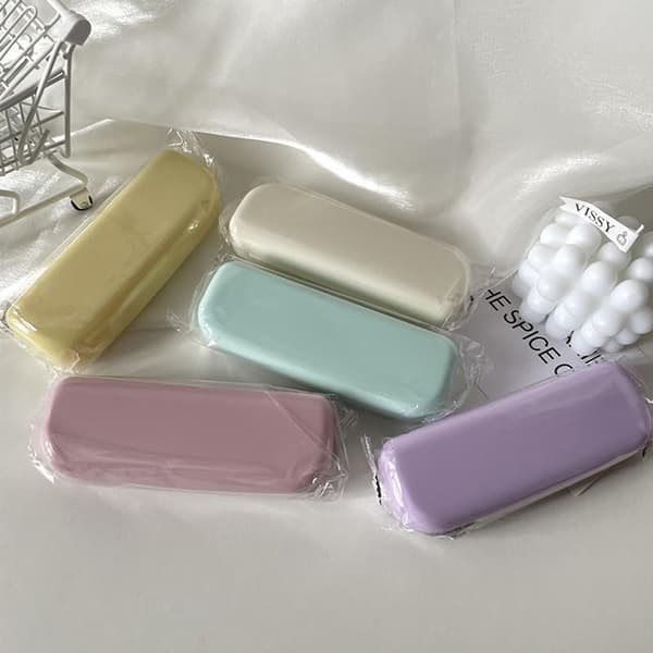 1st optiska ramar case kvinnor och män plast solglasögon White