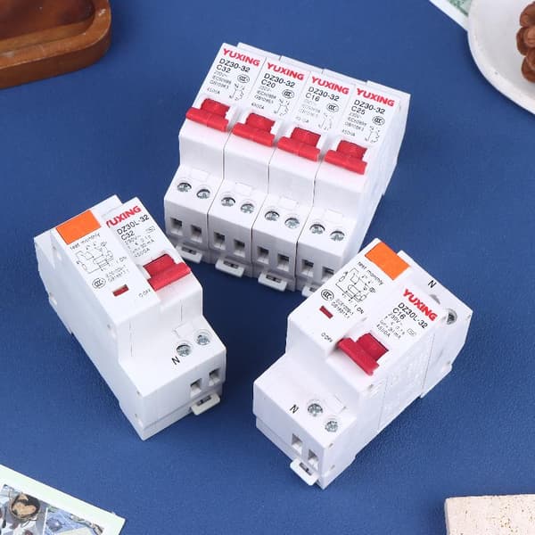 DZ30LE Jordfeilbryter 230V 1P+N Jordfeilbryter B4