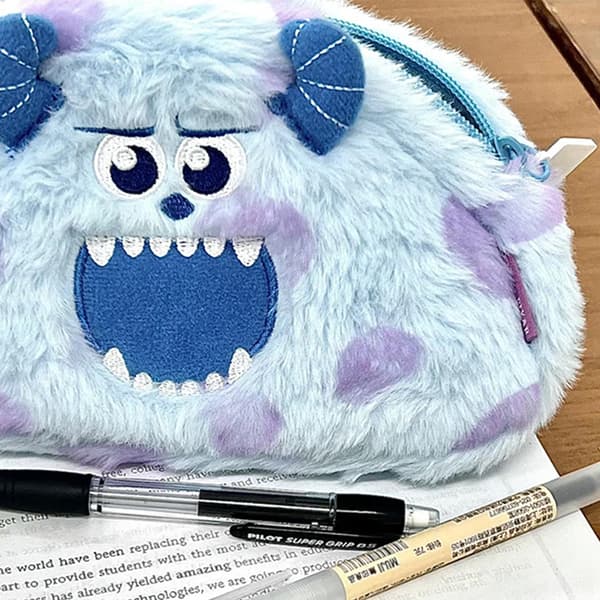e Plysjdyr lite monster Sullivan blyantposer Creative Kaw