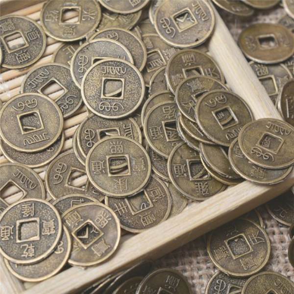 100 kpl Mini 10 mm Feng Shui Onnenkolikot Sinkkiseos Qing-dynastia