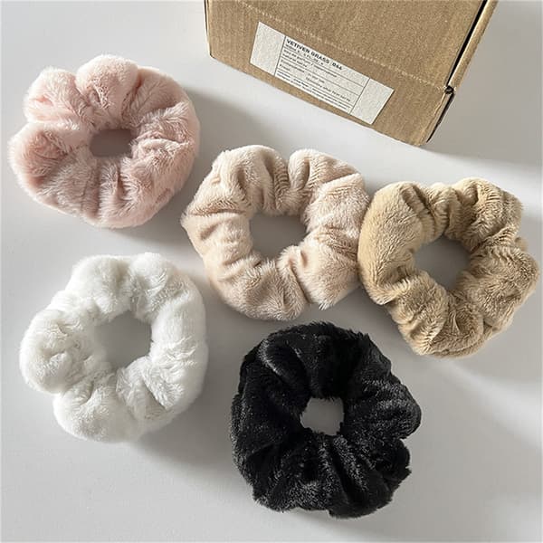 Vintervarmt mjukt hår Scrunchies Dam e Plush Elastic Multicol Beige