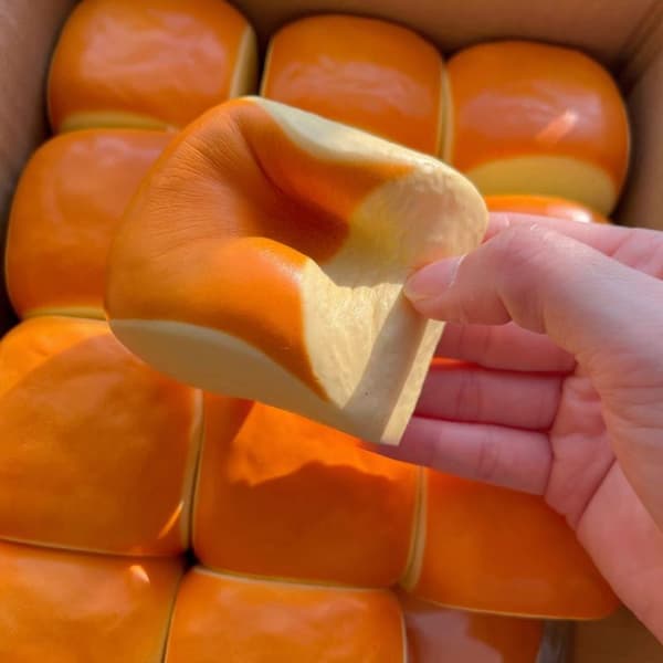Hawaiiansk brød legetøj langsomt stigende Taba stressbolde bløde beroligende 6X6CM