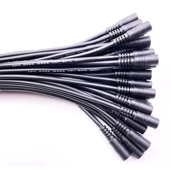 10 kpl 5,5x2,1 pistoke DC uros- tai naaraskaapelin johdinliitin female
