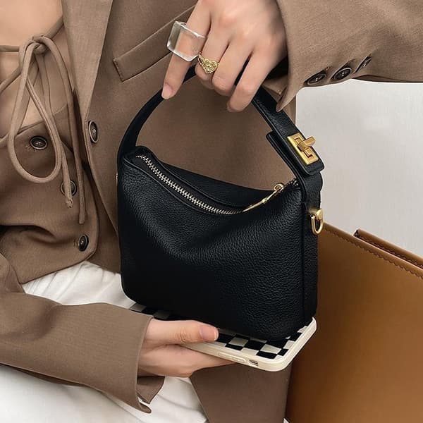 Enkel och retro handväska Black