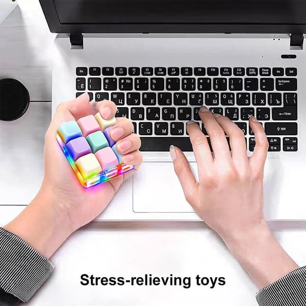Pastell aron Mini Fidget Tangentbordsleksak Mjuka Tryckknappar 9keySquare luminous