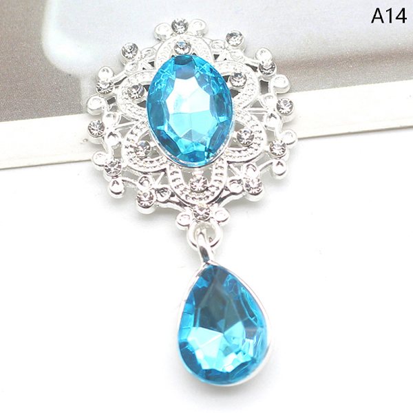Kiiltävä rintakoru 45*25mm Crystal Asusteet Muoti Upea ke A14