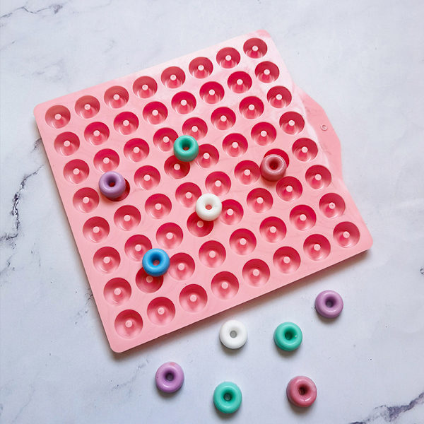 1 stk 64 hulrom Mini Donut Silikonformer DIY Choolate Candy Pink