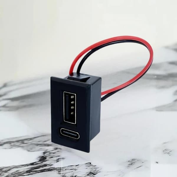 USB Type-C naarasliittimen lampun latausvirtaliitin C-tyypillä 1pc