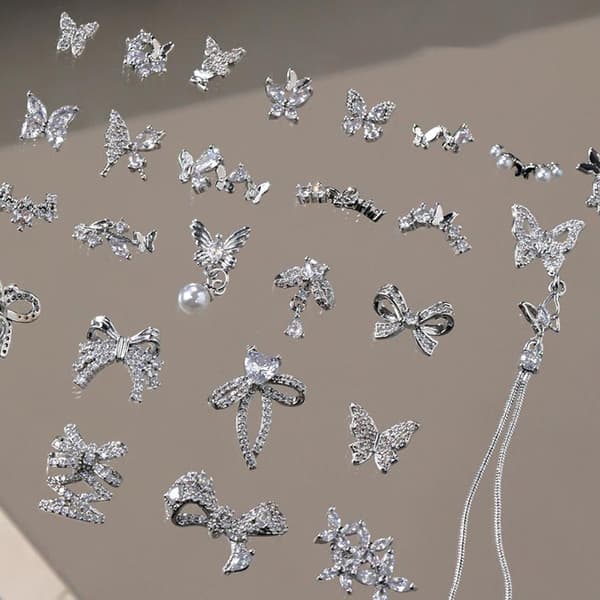 Nye sommerfugl-zirkon-rhinestone-negl-tilbehør glitrende full A