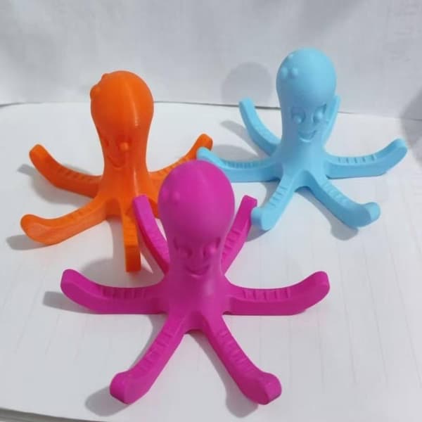 1 stk. 3D-printet blæksprutteformet fritstående tørrestativ til vandflasker A3