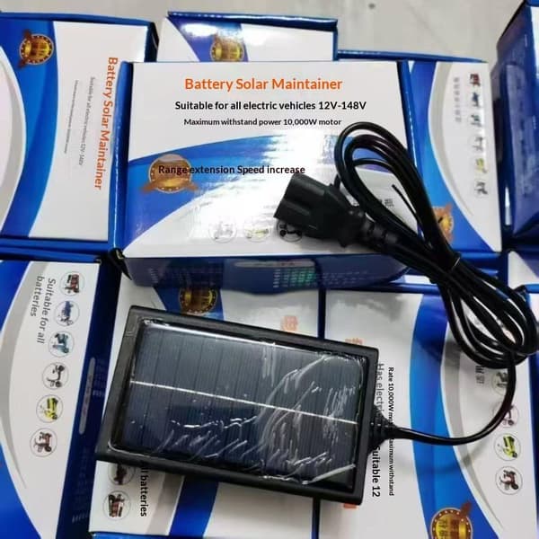 Solar batterivedligeholder med 12V til 148V kompatibilitet Effektiv