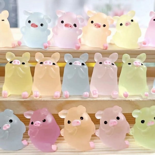 1/5 stk Mini Luminous Piggy Decor Car Dashboard Home Ornament D 1pc