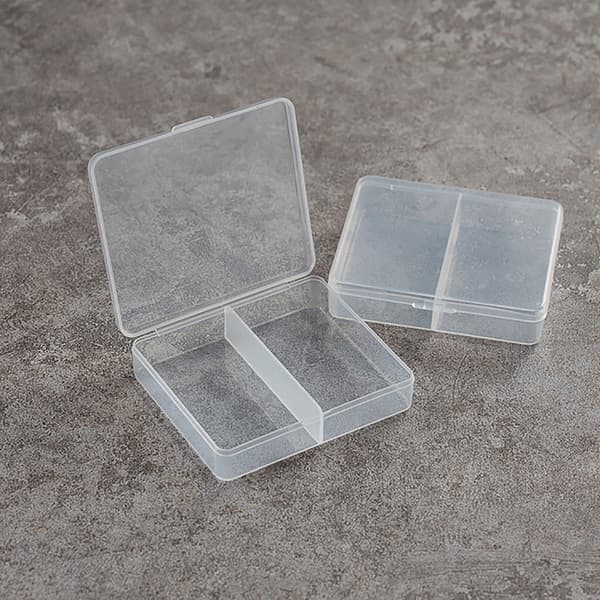 Fyrkantig transparent förvaringslåda i plast för små föremål Clear