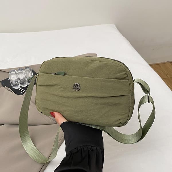 1 st Nylon Multi-Layer Crossbody Väska Dam Enkel Axel Små Black