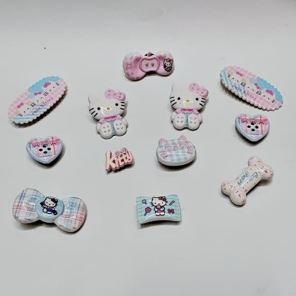 12 stk. e Bow Bone Hello Kitty sko charms dekoration til træsko sandaler