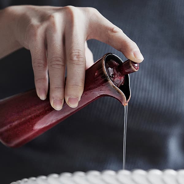 Krydder- og kondimentvæskebeholder Keramisk olivenoljedispenser Red