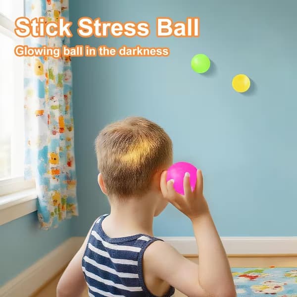 Glow-in-the-Dark Sticky Ceiling Balls 5/10 stk. Sticky Glows Ball A2