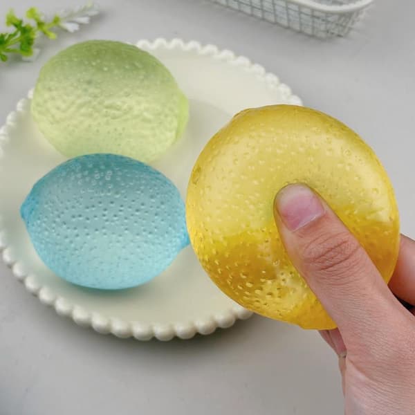 1 st citronformade stressbollar mjuk textur 3 färger för barn B