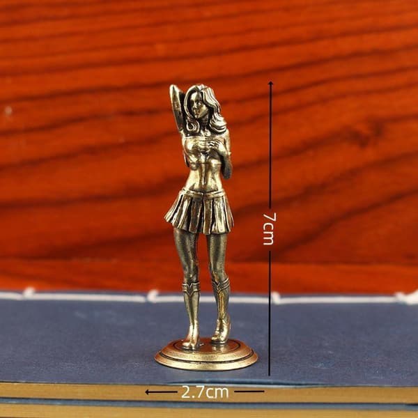 Legeringsfinish Feminin Statue Utsøkt Håndverk Retro Estetikk A2