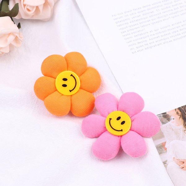 Smiley Flower Shoe Charm DIY Skospenne Fargerik blomsterbrosje Pink