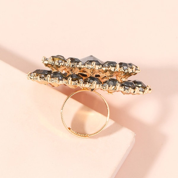 Crystal Stone Ring for kvinner Vintage kvinnelig bryllupsfest juvel A10