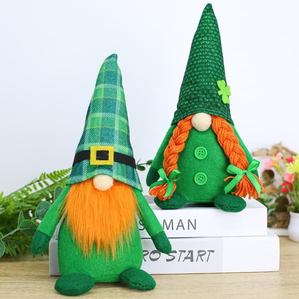 2 stk. Kløver Ansiktsløs Dukkedekorasjon St. Patrick's Day Festdekorasjon B