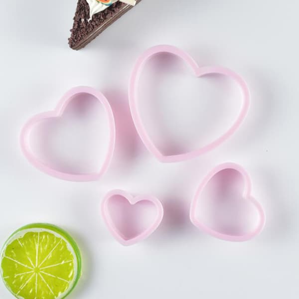 4 stk. Hjerteformet Plastik Kageform Cookie ter Biscuit Stempel Su