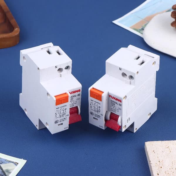 DZ30LE Jordfeilbryter 230V 1P+N Jordfeilbryter B2