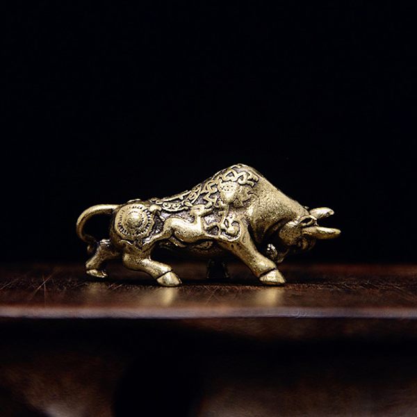 Messing Lucky Tyrefighting Statue Hjem Ornamenter Kobber Dyr Mi