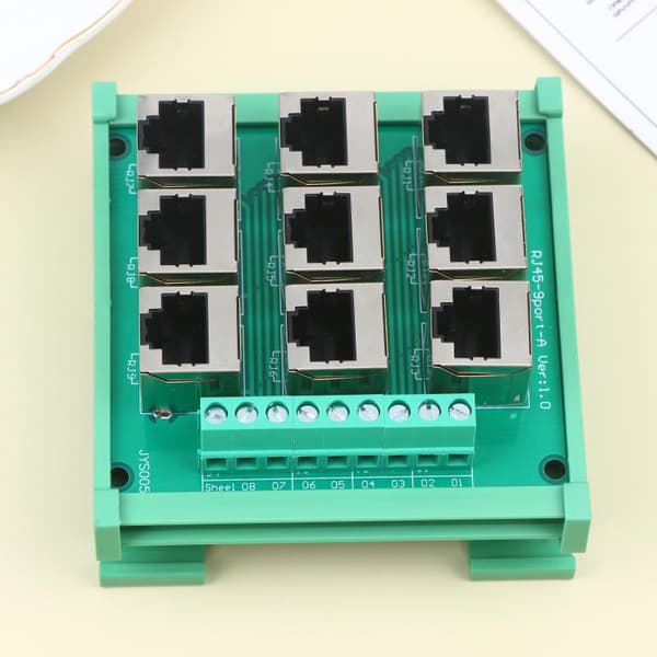 RJ45 8p8c Ethernet-portin riviliitinsovitin 9 ruuvilla