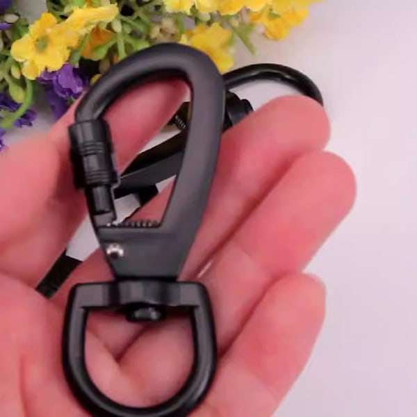 Multifunksjonell D-type Spenne Auto Locking Carabiner Med Swive
