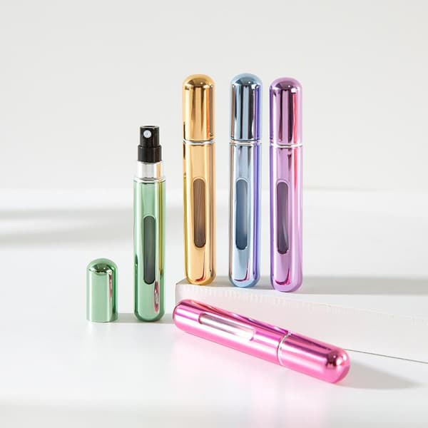 1 stk 8 ml påfyllbar parfymesprayflaske med bunnfylling, bærbar A4