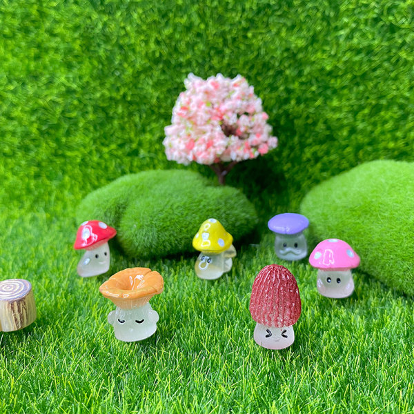 Resin Cartoon Wild Mushroom Creative Micro Landscape Dekorative A6