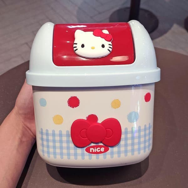 Hello Kitty Skrivbordsliten Papperskorg med Vipplock för Sovrumskontor D