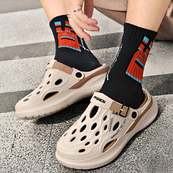 Slip-On Sandaler Platt Klack Halkfri Sula Hålskor Lättvikt B2