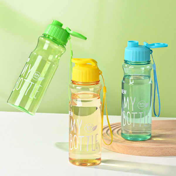 Transparent vattenflaska Portabel sportkopp för att dricka 550ml Red