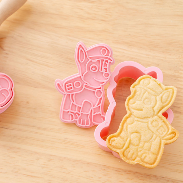 6PC Hundebakeformsett DIY 3D tegneseriefigur Modell Cookie ters 6pcs/lot