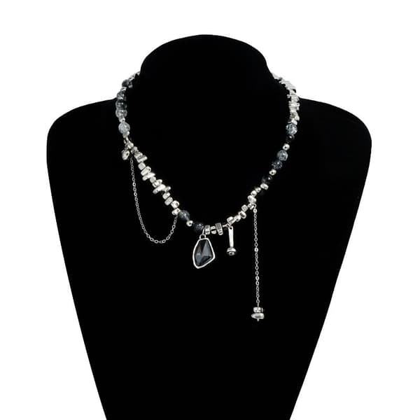 Ny uregelmæssig perlekæde choker til kvinder mode elegant sort 1pc