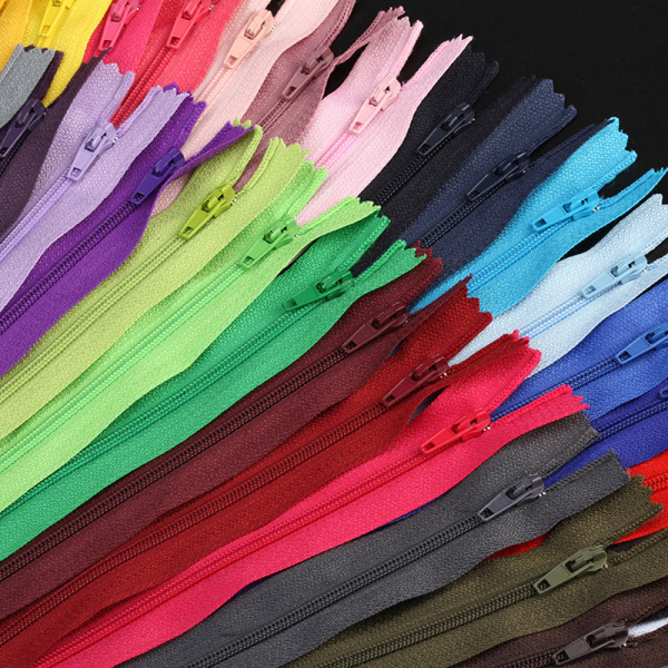 4 st Längd 20cm Closed End Colorful #3 Nylon Coil Zips Garme Beige 4PCS