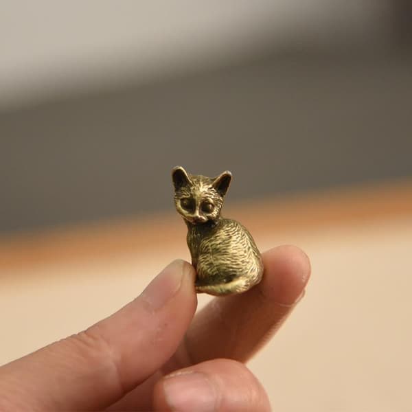 4 stilarter tilgængelige messing e kattefigurer miniaturer skrivebord eller A2