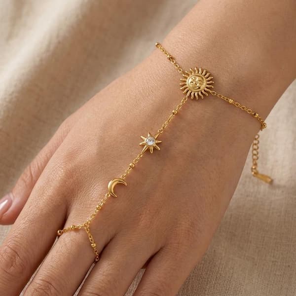 Boho Zirkon Solformade Sammanlänkade Guldstjärnor i Rostfritt Stål Golden